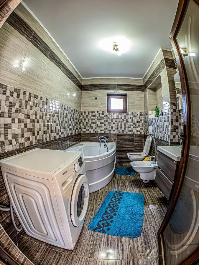 הוילה Pojorîta Casa Iulia מראה חיצוני תמונה