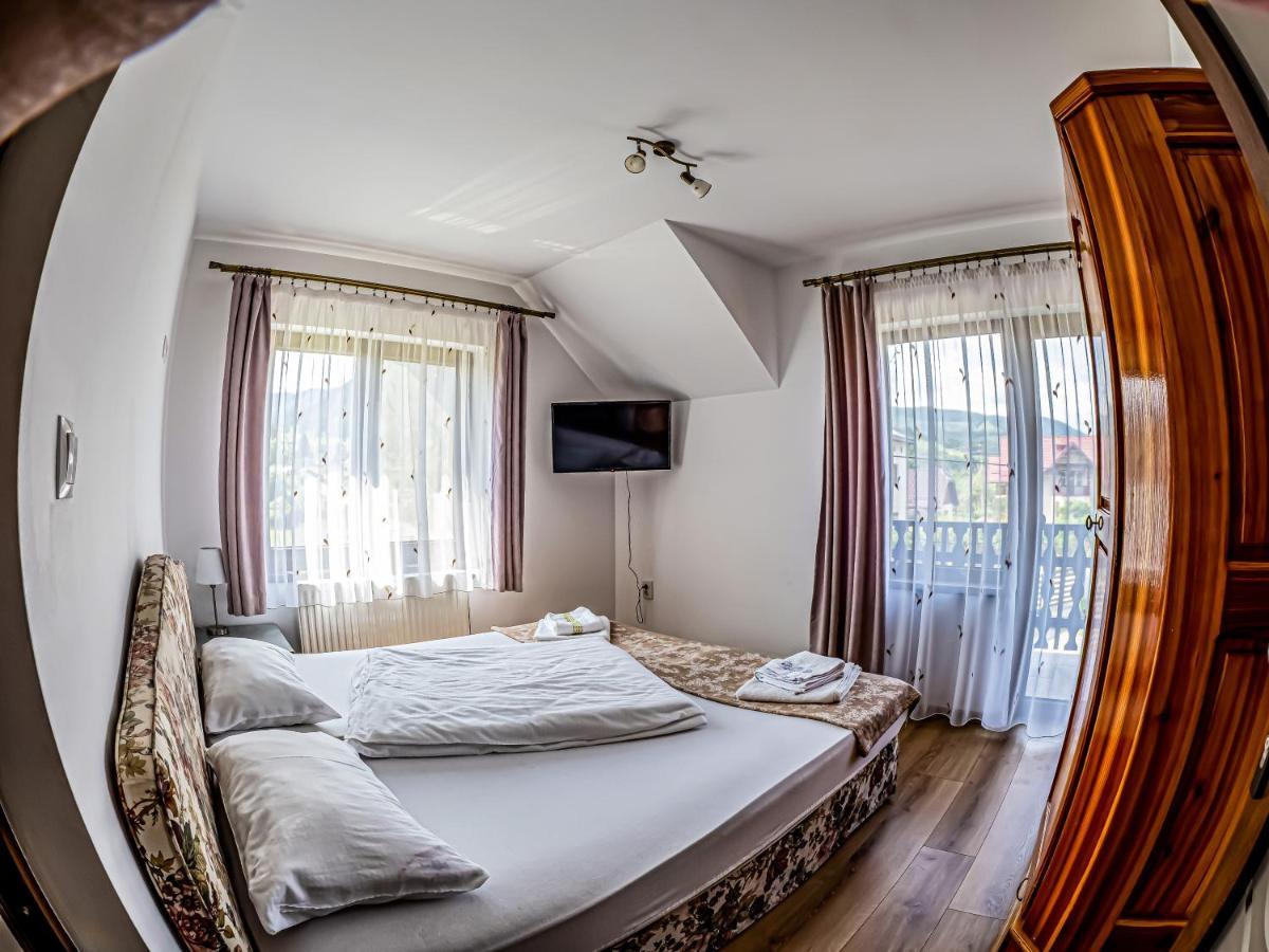 הוילה Pojorîta Casa Iulia מראה חיצוני תמונה